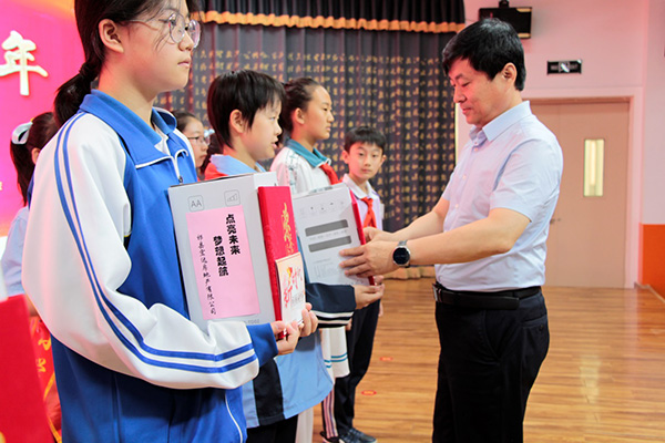 8f751dad0d6148bba2aa0450a4411c4c.jpg 图片2.jpg