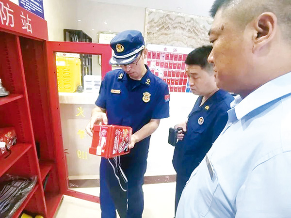 4cc4fe0b3030439289c3a1105edc43f9.jpg 640 (3).jpg