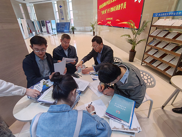 fa58228ec72f4808b825fe2b28dbdace.jpg 图片2.jpg