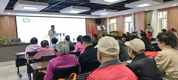 fa6537d565624df1ab9470584ada10eb.jpg 640.jpg