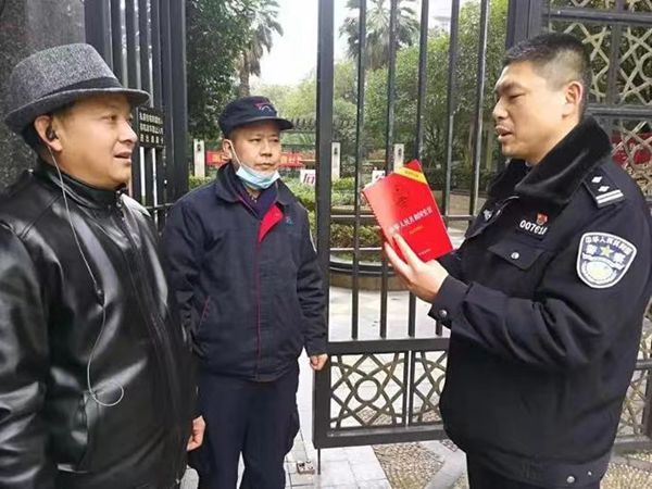 24b79ef8eea04ef5b4d7467a735ab675.jpg 4.jpg