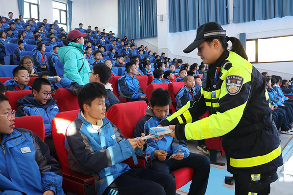 0c05c210884e4b9dbfd9f89f0e0a53b9.jpg A2mnlTOfqUZPs2lzDjGy0ZjkTKM=.jpg