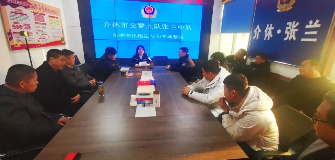 adeb86a4201c4d9a9b0f160c28ff445c.jpg 640.jpg