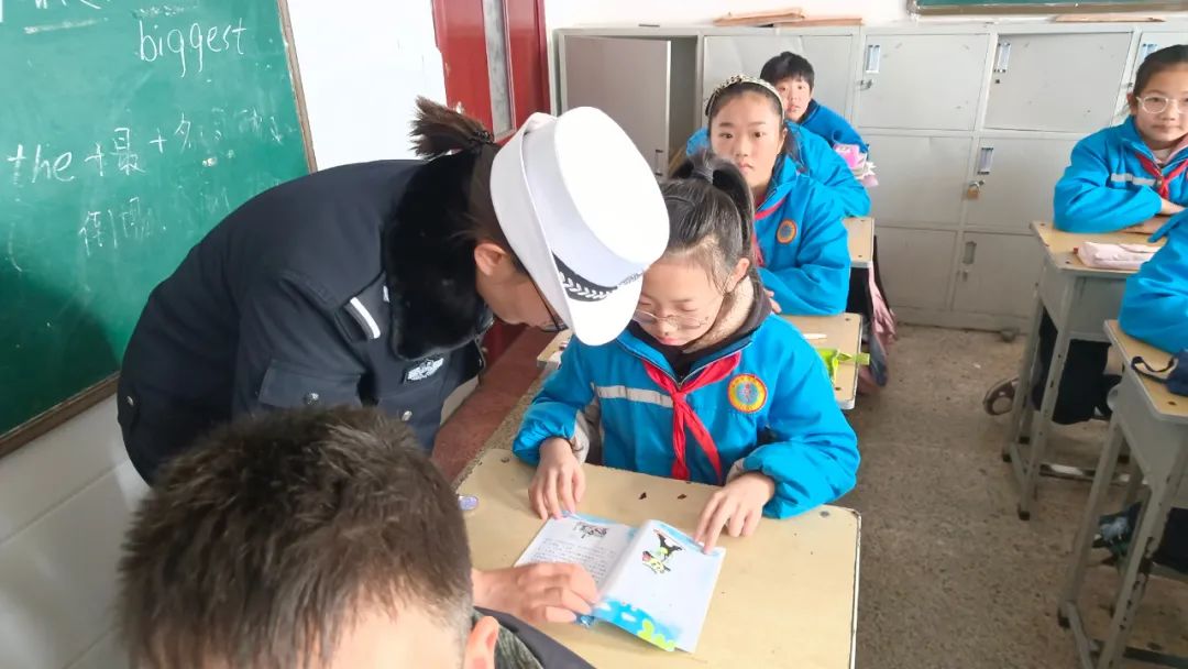 3f80470081914ae0a1ff4a7128888852.jpg 640 (3).jpg