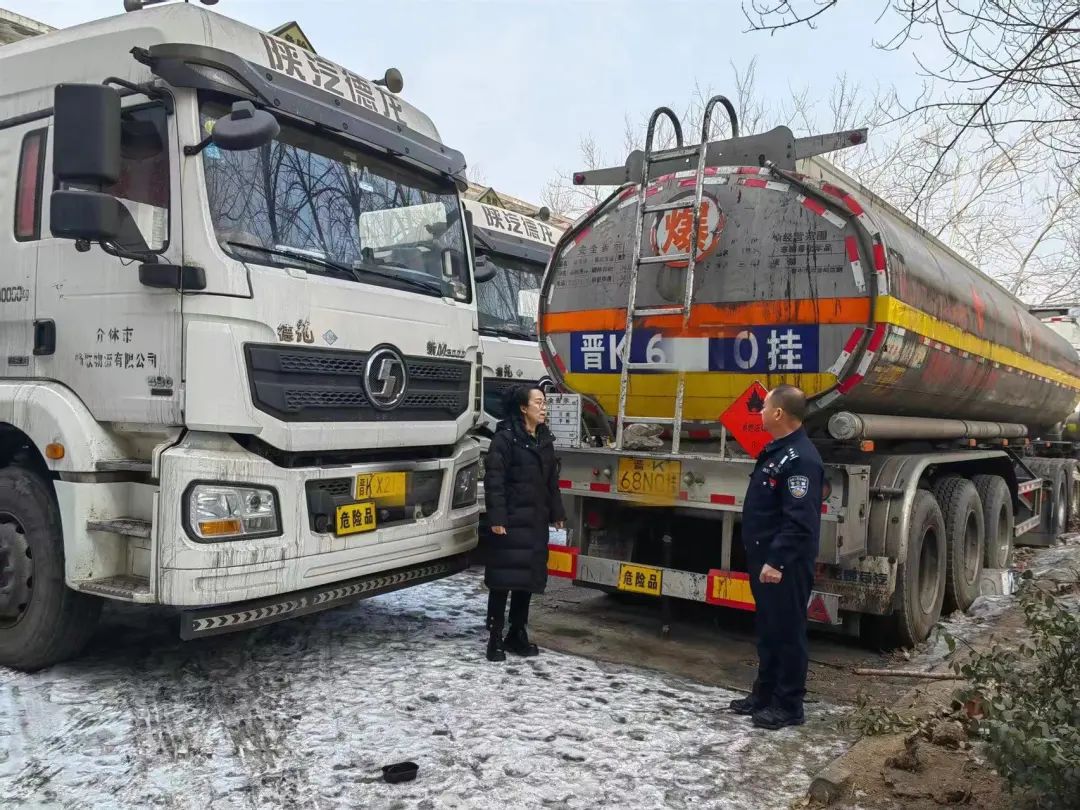 ef639b56f4a54a79a862d276017aafb7.jpg 640.jpg