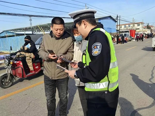 ace61a910e2c47efa67fa480fa58b298.jpg 2.jpg