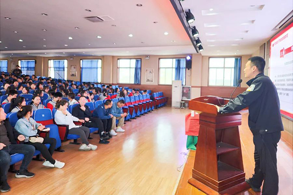 ad8ac1c170ec44c28c57bc43274b32e7.jpg 4.jpg