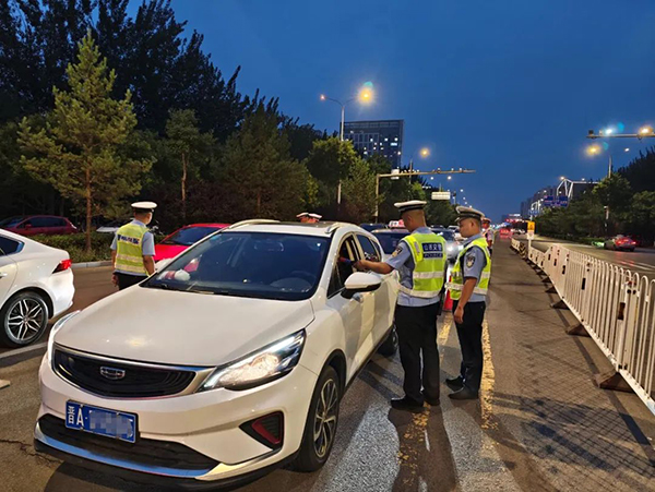 20d525af05a848e58f6ee1e172a2f45f.jpg 4.jpg