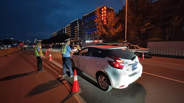 4ff9cb5404c141faab054b91e313486c.jpg 3.jpg