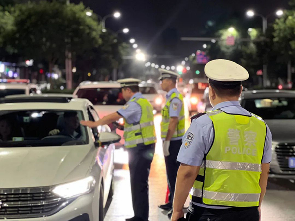 b6b4e37ba4e047dab26d32779b48ff21.jpg 1.jpg