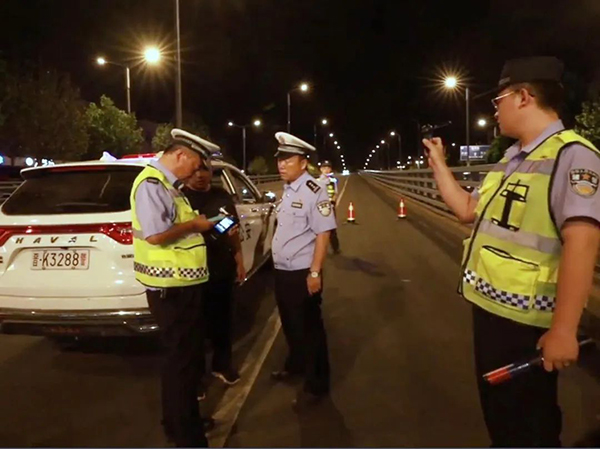 d383ad9ff97c43c69d3e3e71f7f1716a.jpg 9.jpg