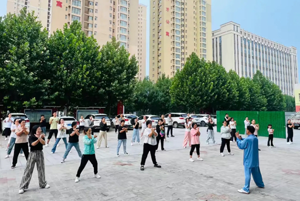 4cfe183cf57c4a108f9570ea7c05eb16.jpg 2.jpg