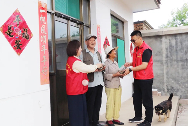 dbcccee1a2234daabfe7f9e74b8beaef.jpg 2.jpg