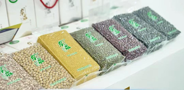 f54dcee4e77e46a68877f6c4c7e2bfc8.jpg 2.jpg