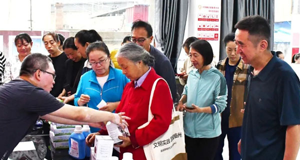 774a1b67401740bfb6fc1c706483277f.jpg 2.jpg