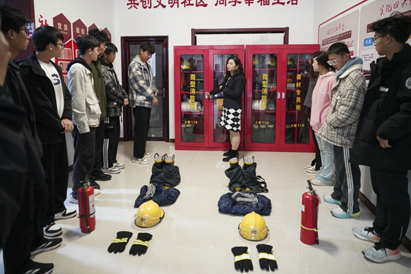 c8421f4da1084ba599bb36dcc3da61f3.jpg 2.jpg