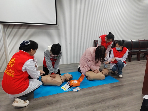 5d867321921a4b408292b3a93d95db33.jpg 1.jpg